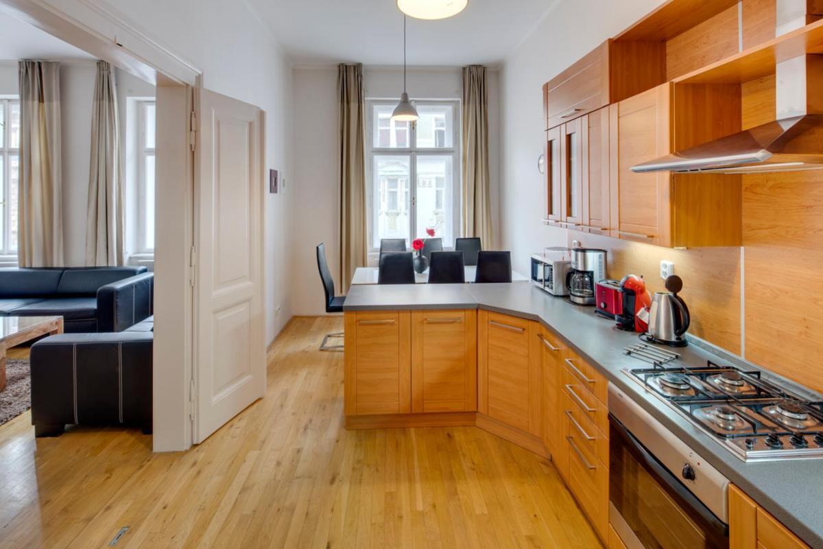 Kaprova - Old Town Apartments براغ المظهر الخارجي الصورة