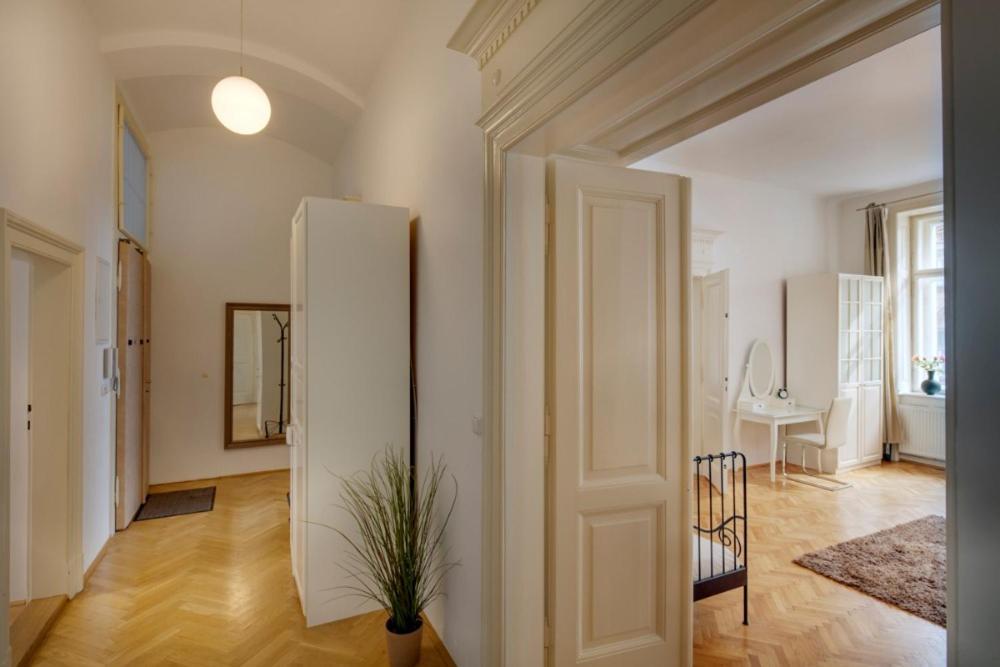 Kaprova - Old Town Apartments براغ المظهر الخارجي الصورة