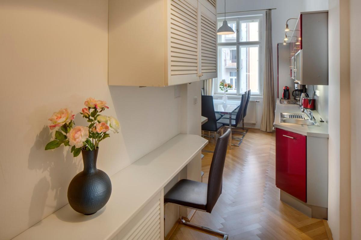 Kaprova - Old Town Apartments براغ المظهر الخارجي الصورة